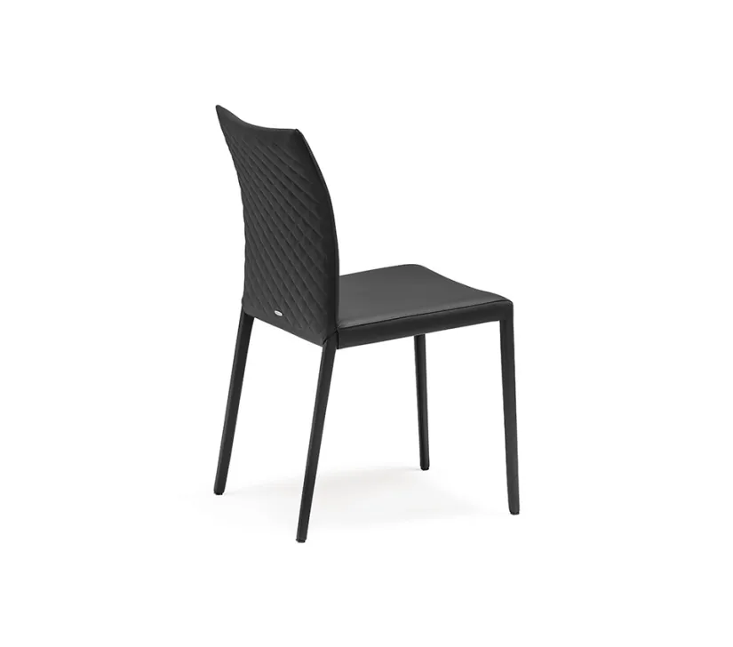 Krzesło NORMA COUTURE marki Cattelan Italia – pikowane oparcie zdjęcie 1